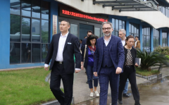 熱烈歡迎意大利圭迪佐洛市市長一行蒞臨我司參觀！